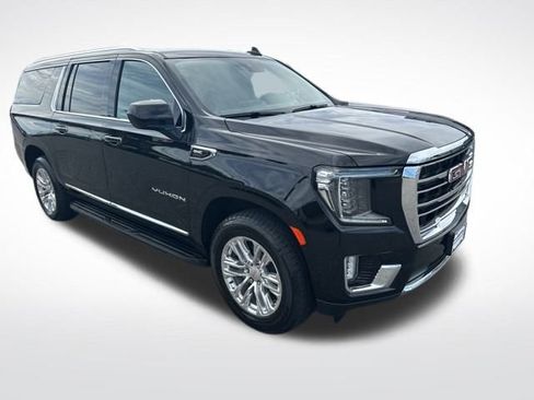 Used 2024 GMC Yukon XL SLT image 7