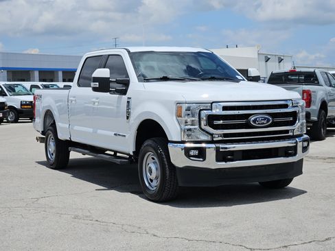 Used 2022 Ford F250 Lariat w/ Lariat Value Package AWD/4WD image 3