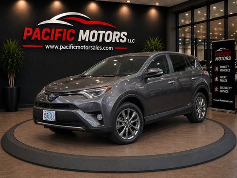 Used 2016 Toyota RAV4 Limited w/ Advanced Technology Package AWD/4WD image 2