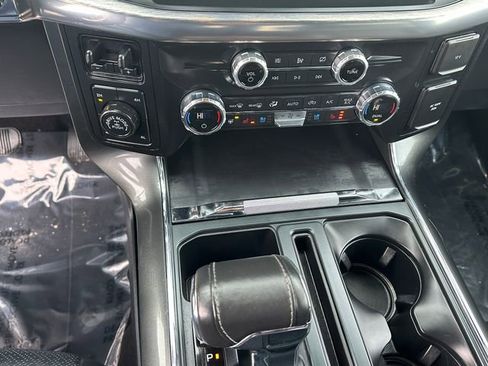 Used 2021 Ford F150 Lariat w/ Equipment Group 502A High image 23