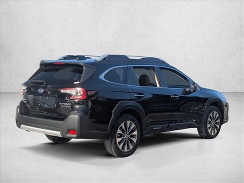 Certified 2025 Subaru Outback Touring XT image 5