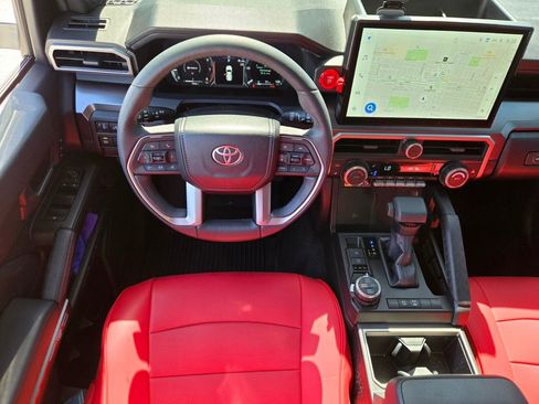 Used 2026 Toyota 4Runner TRD Off-Road Premium AWD/4WD image 8