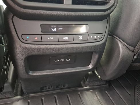 Certified 2025 Honda Pilot EX-L image 13