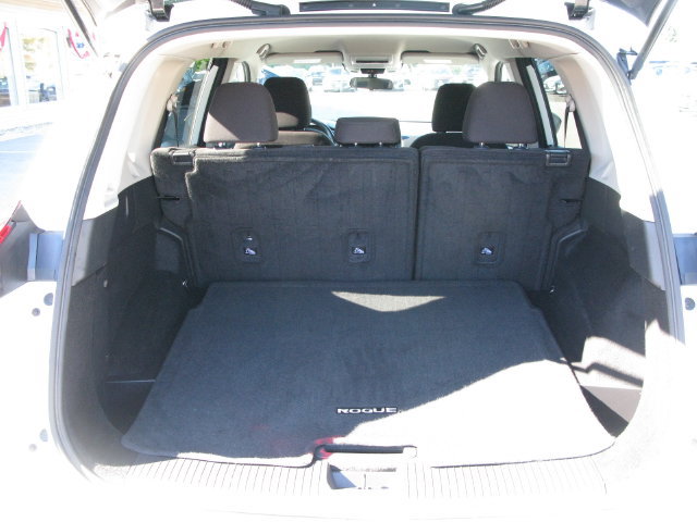 Used 2024 Nissan Rogue S FWD image 6