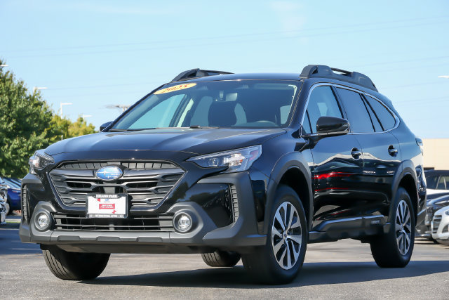 Certified 2025 Subaru Outback Premium w/ Popular Package #1A AWD/4WD image 1