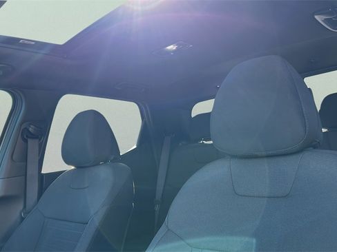 Used 2023 Hyundai Santa Cruz SEL Premium image 12