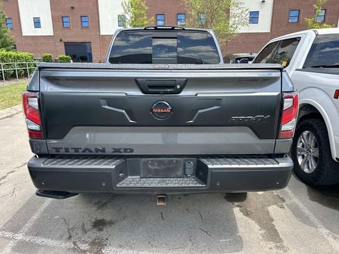 Used 2021 Nissan Titan PRO-4X w/ Pro-4x Convenience Package AWD/4WD image 4