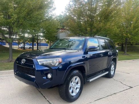 Used 2019 Toyota 4Runner SR5 Premium image 1