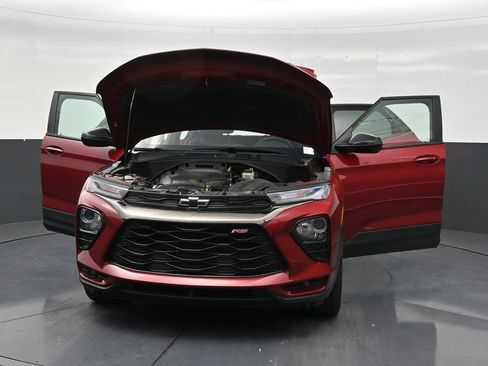 Used 2021 Chevrolet TrailBlazer RS w/ Technology Package FWD image 33
