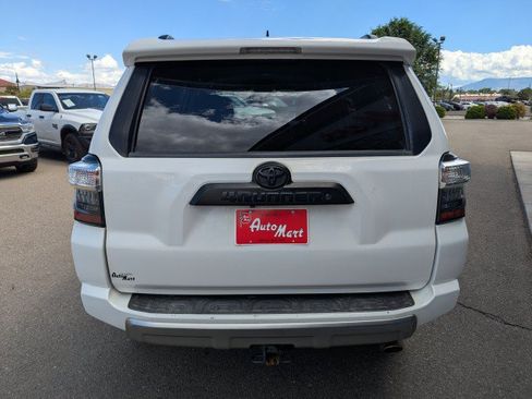 Used 2019 Toyota 4Runner TRD Off-Road Premium AWD/4WD image 4