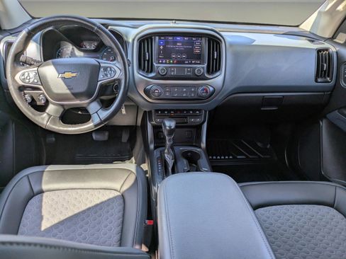 Used 2022 Chevrolet Colorado Z71 w/ Safety Package image 13