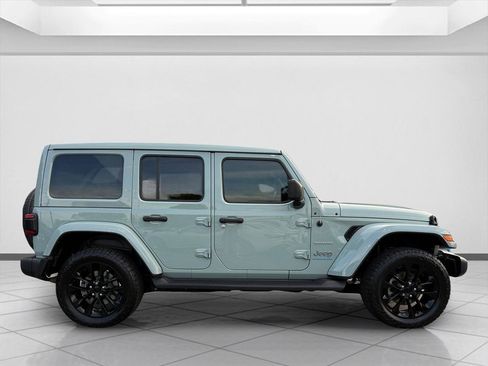 Used 2023 Jeep Wrangler Unlimited Sahara w/ Cold Weather Group AWD/4WD image 3