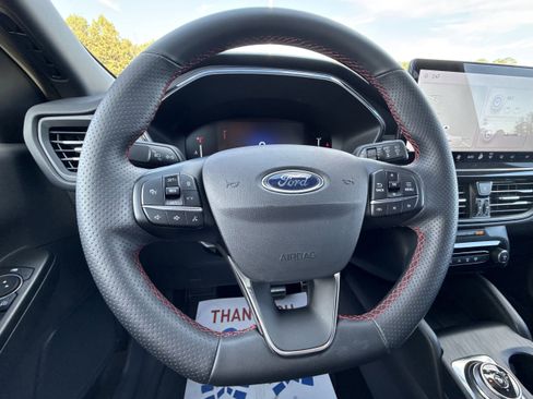 Used 2024 Ford Escape ST-Line w/ Tech Pack #1 image 13