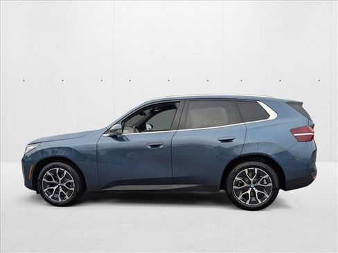 Used 2025 BMW X3 xDrive30i w/ Premium Package image 5