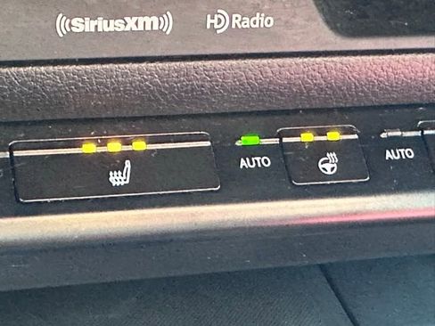 Used 2020 Lexus UX 250h F Sport image 25