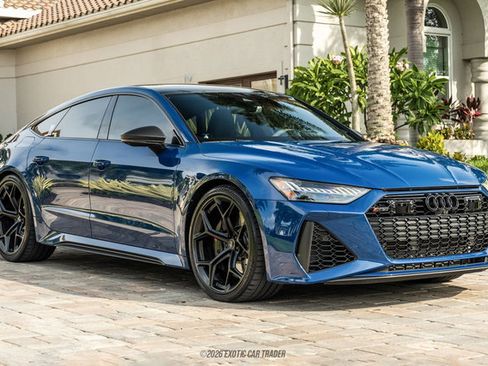 Used 2024 Audi RS 7 Performance AWD/4WD image 10