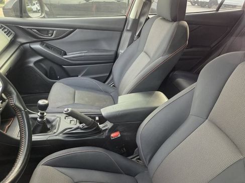 Used 2019 Subaru Crosstrek 2.0i Premium AWD/4WD image 9