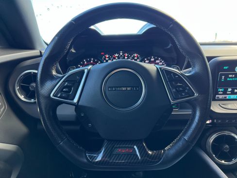 Used 2016 Chevrolet Camaro SS image 21