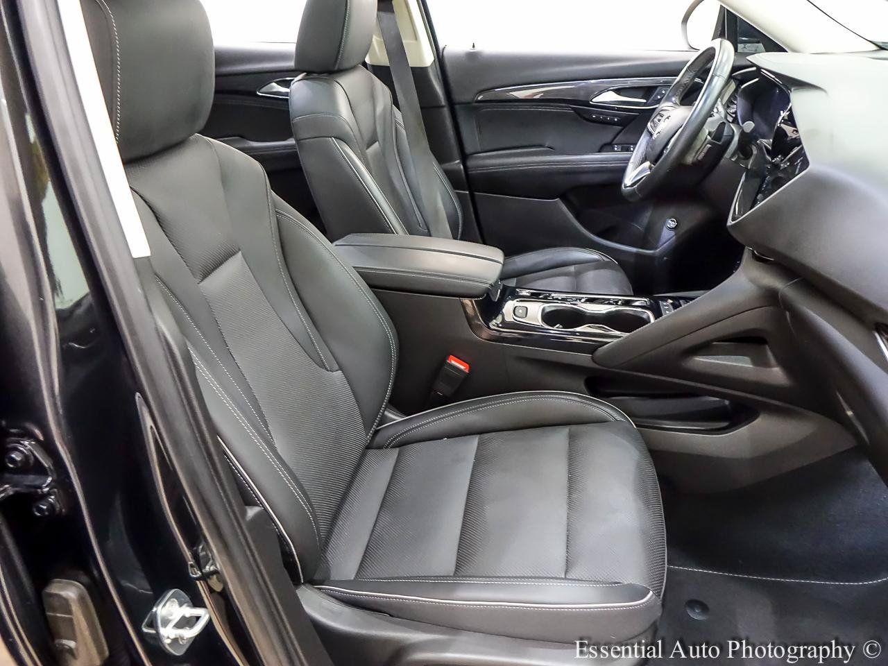 Used 2022 Buick Envision Essence w/ Safety Package AWD/4WD image 32