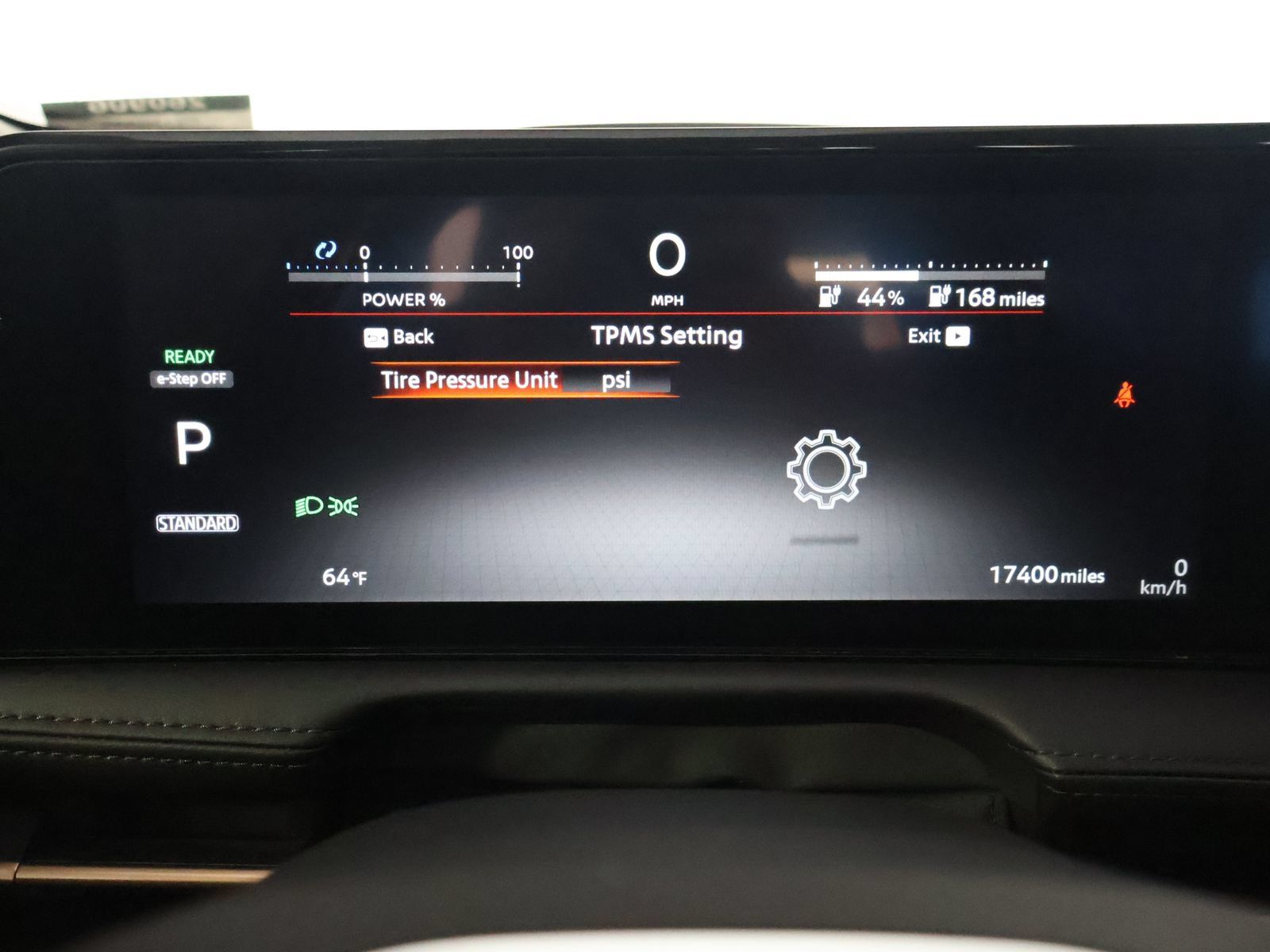 Used 2024 Nissan Ariya AWD image 34