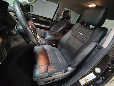 Used 2021 Toyota Tundra Platinum image 27