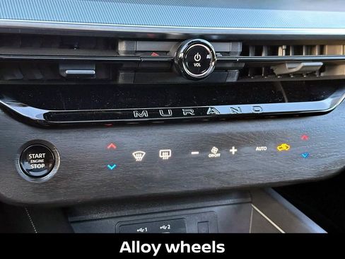 Certified 2025 Nissan Murano SL image 33