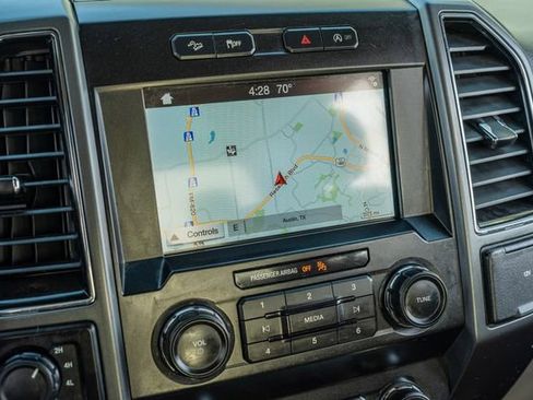 Used 2019 Ford F150 XLT w/ Equipment Group 302A Luxury image 27