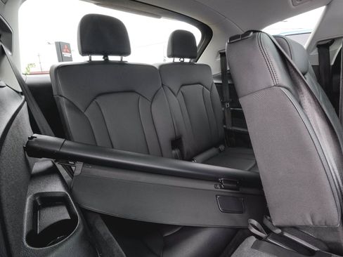 Used 2023 Audi Q7 3.0T Premium w/ Convenience Package AWD/4WD image 40