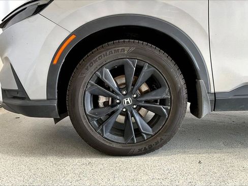 Used 2023 Honda CR-V Sport Touring image 6