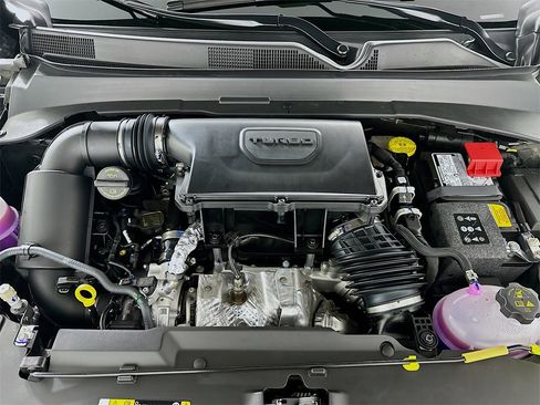 New 2025 Jeep Compass Limited w/ Sun & Sound Group image 18