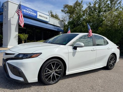 Used 2021 Toyota Camry SE FWD image 24