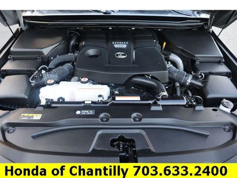 Used 2024 Lexus GX 550 image 35