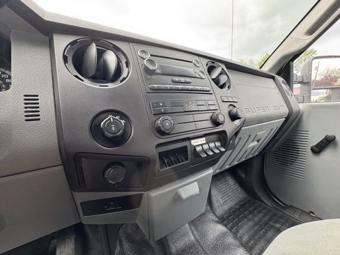 Used 2014 Ford F250 XL w/ XL Value Package AWD/4WD image 26