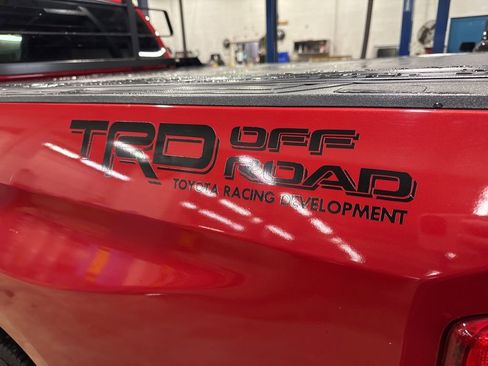 Used 2017 Toyota Tundra SR image 3