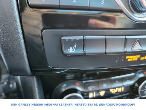 Used 2018 INFINITI QX30 Premium w/ Cargo Package image 29