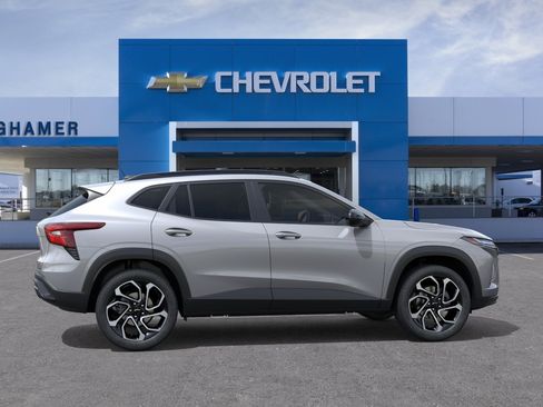 New 2026 Chevrolet Trax RS w/ Driver Confidence Package FWD image 29