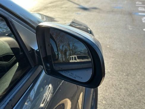 Used 2017 Jeep Cherokee Trailhawk w/ Comfort/Convenience Group image 12