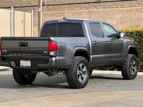 Used 2023 Toyota Tacoma SR AWD/4WD image 4