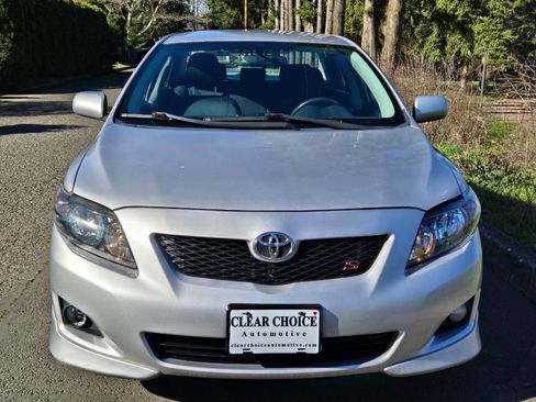 Used 2010 Toyota Corolla S image 9