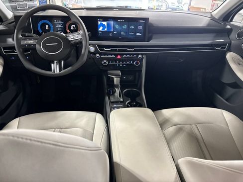 Certified 2025 Hyundai Sonata SE FWD image 10