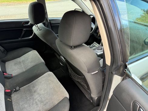 Used 2006 Subaru Outback 2.5i image 13