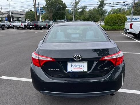 Used 2016 Toyota Corolla LE FWD image 2
