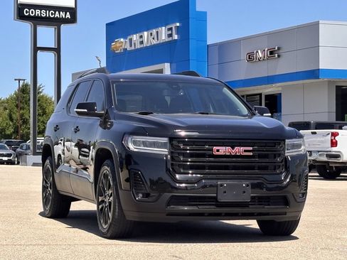 Used 2023 GMC Acadia SLT w/ Elevation Edition FWD image 2
