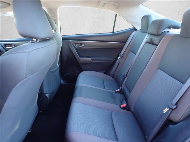 Used 2017 Toyota Corolla LE w/ Carpet Mat Package (TMS) FWD image 8