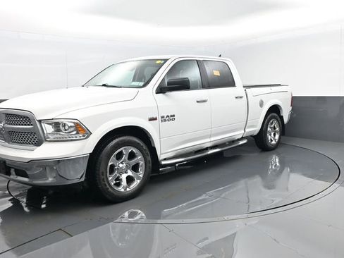 Used 2018 RAM 1500 Laramie image 1