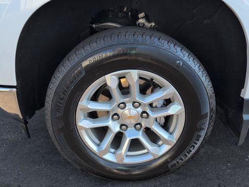 Used 2024 Chevrolet Silverado 1500 LT w/ Protection Package RWD image 9