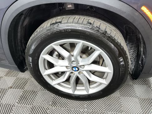 Used 2019 BMW X5 xDrive40i AWD/4WD image 10