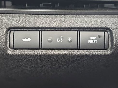 Used 2025 Nissan Altima 2.5 SR FWD image 22