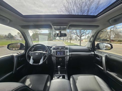 Used 2016 Toyota 4Runner SR5 Premium image 43