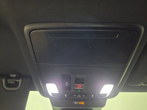 Used 2025 Honda Accord Sport image 13